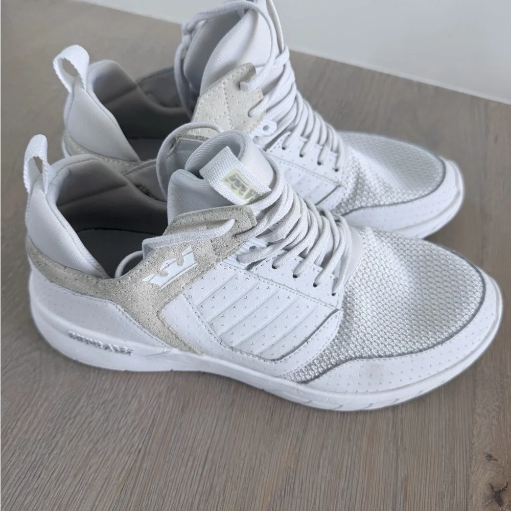 Stylish Y2K Supra White Men's Sneakers size 9